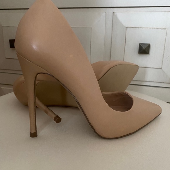 Steve Madden Nude Stiletto - Size 5.5 Brand New. Unworn. - Picture 6 of 14